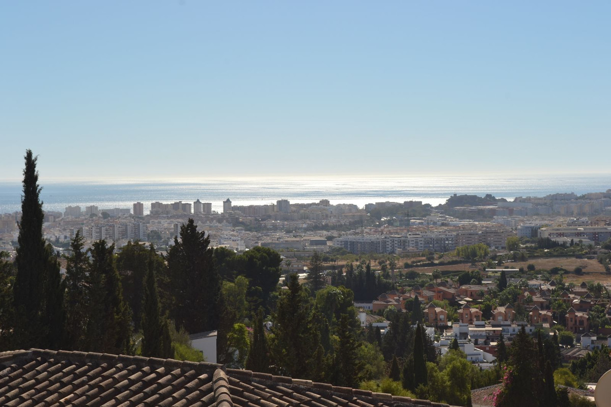3 Bed Townhouse for sale in Sierrezuela Costa Del Sol, Málaga, Spain