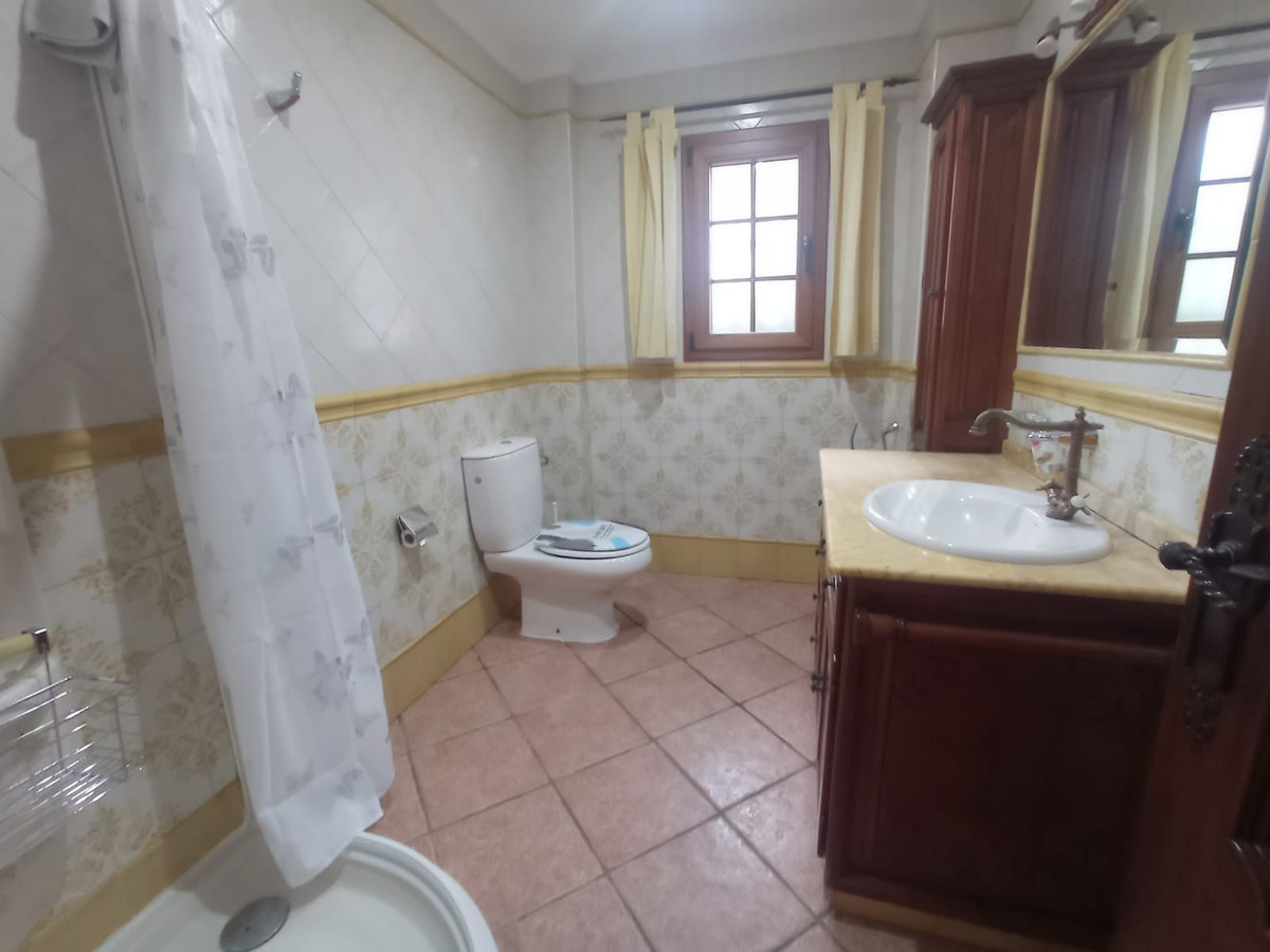 5 Bed Townhouse for sale in Mijas Costa Del Sol, Málaga, Spain