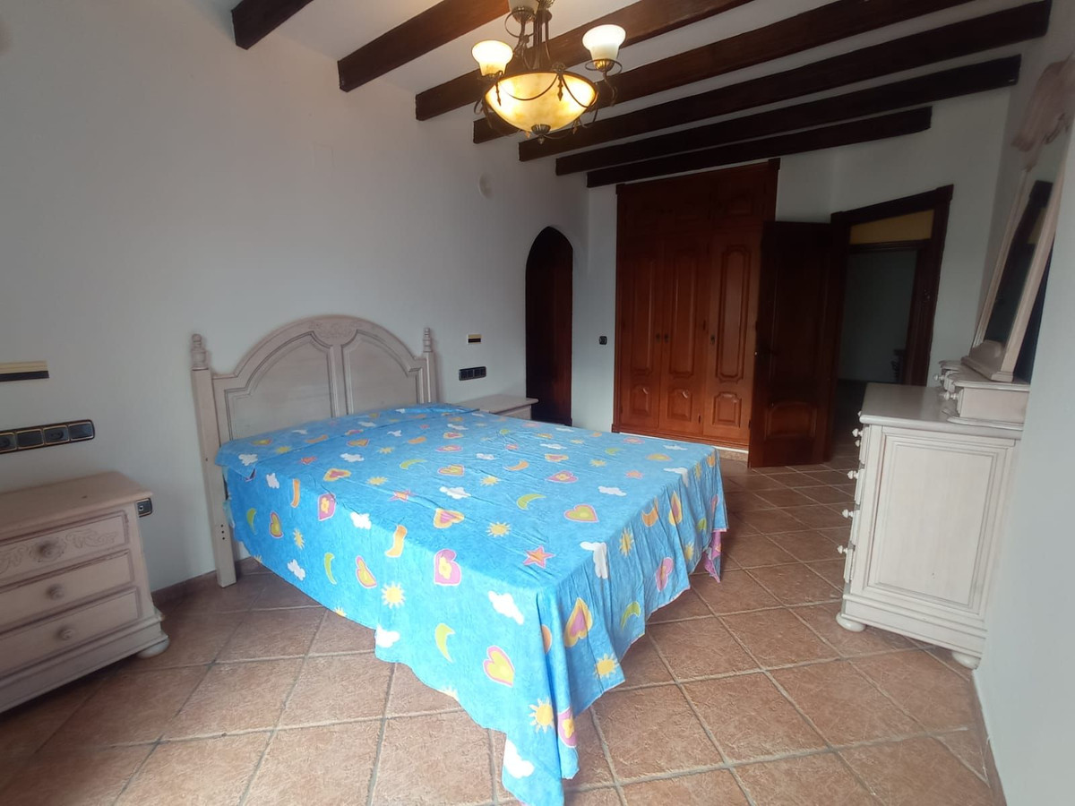 5 Bed Townhouse for sale in Mijas Costa Del Sol, Málaga, Spain