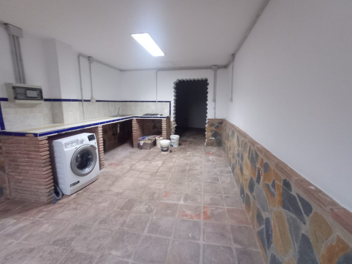 5 Bed Townhouse for sale in Mijas Costa Del Sol, Málaga, Spain
