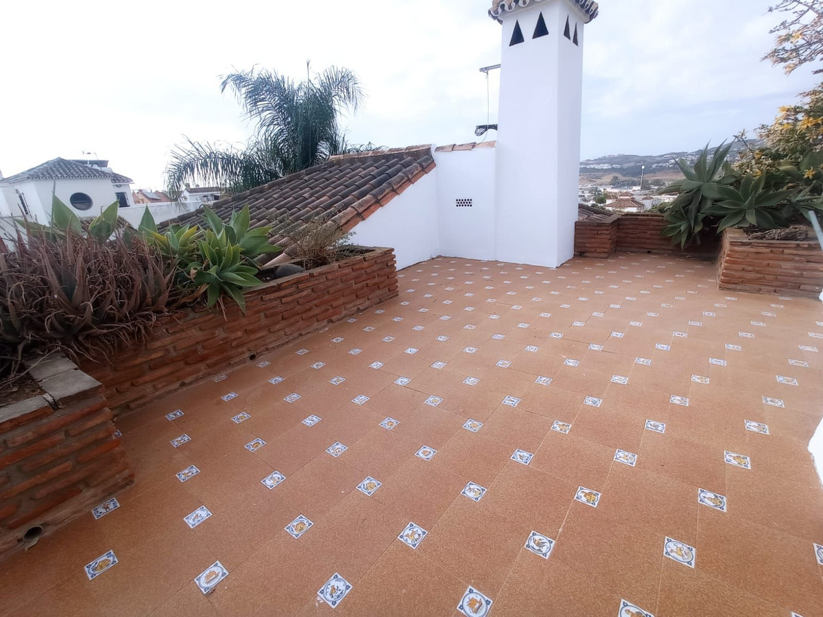 5 Bed Townhouse for sale in Mijas Costa Del Sol, Málaga, Spain