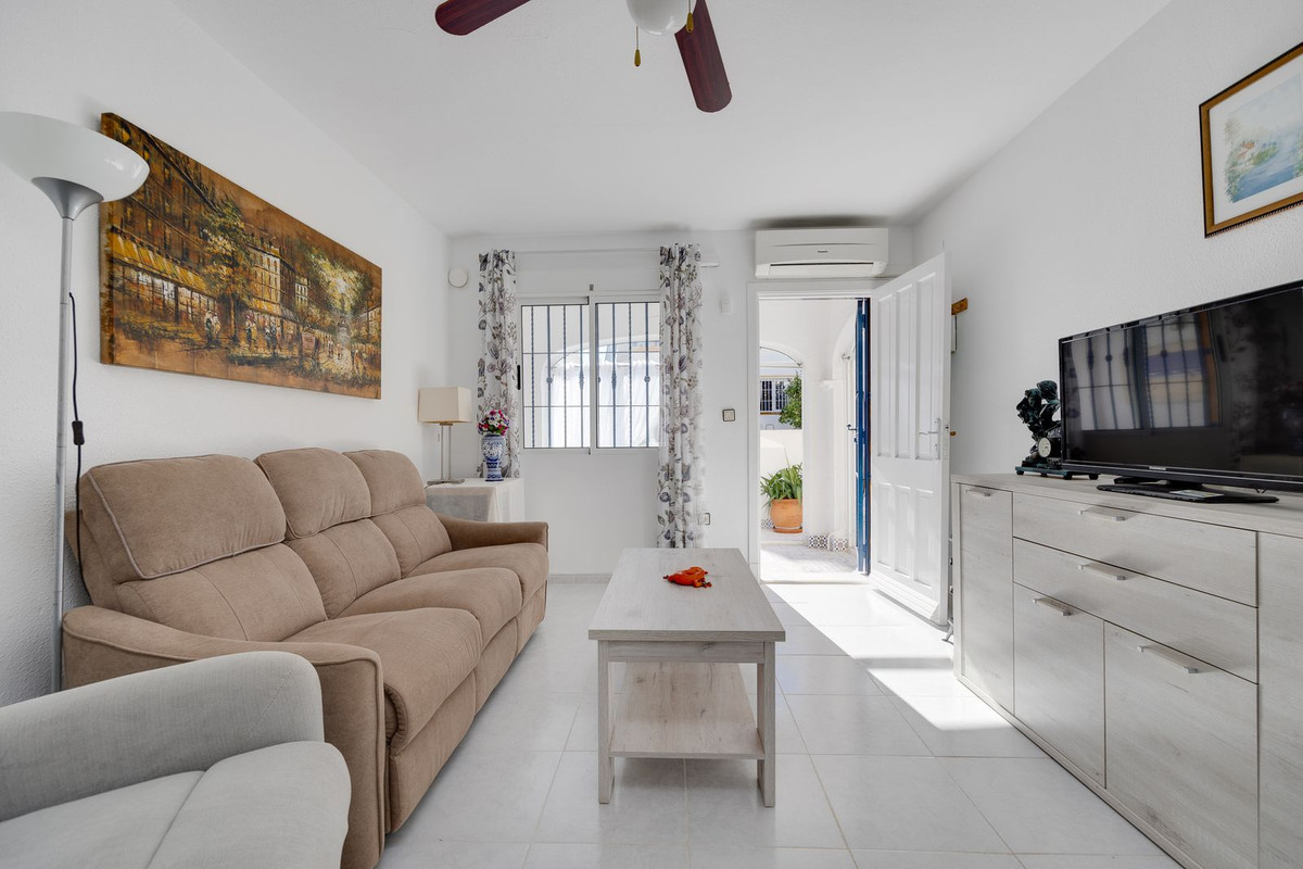 3 Bed Apartment for sale in Orihuela Costa Costa Blanca, Alicante, Spain