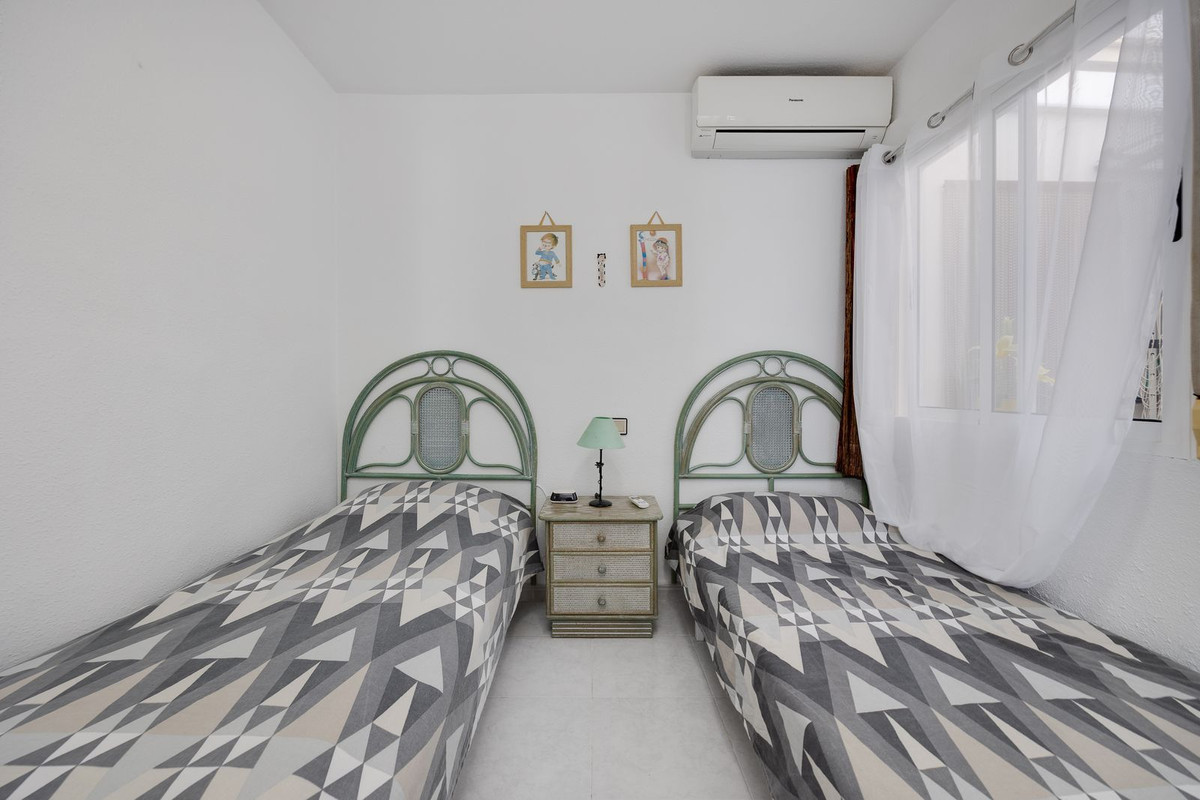 3 Bed Apartment for sale in Orihuela Costa Costa Blanca, Alicante, Spain