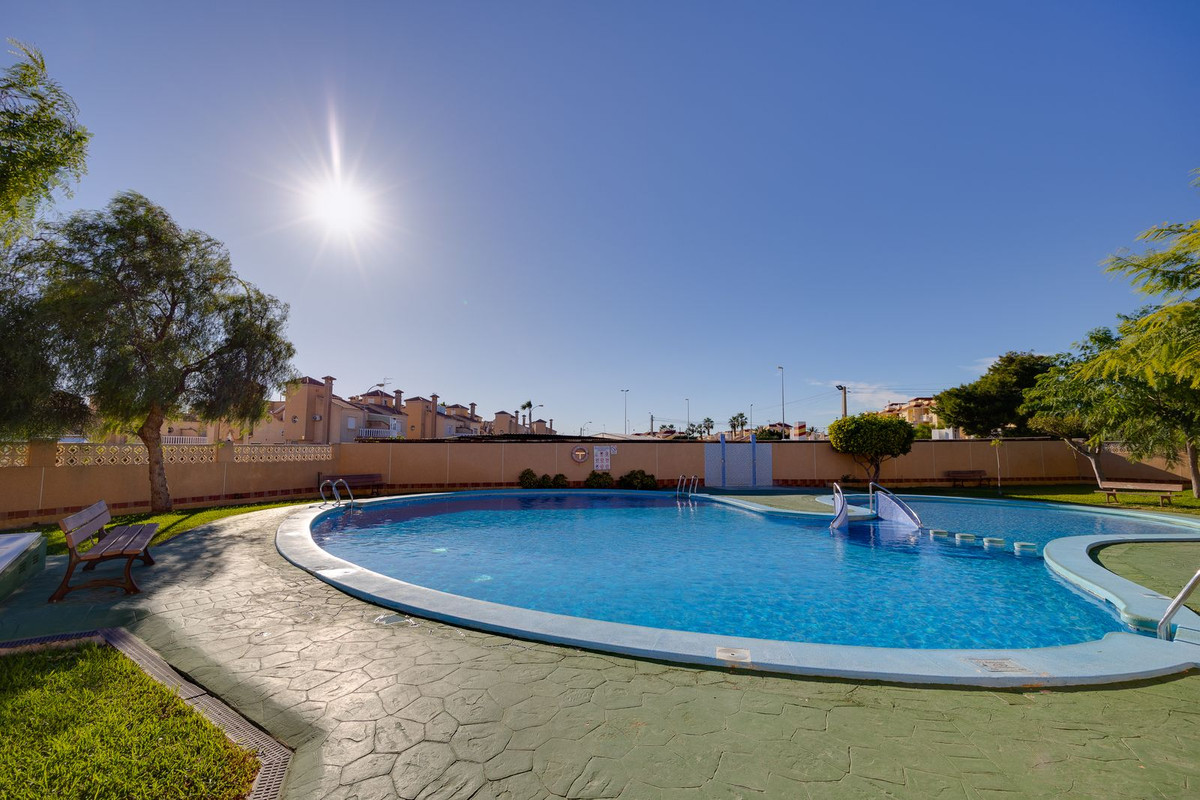 3 Bed Apartment for sale in Orihuela Costa Costa Blanca, Alicante, Spain
