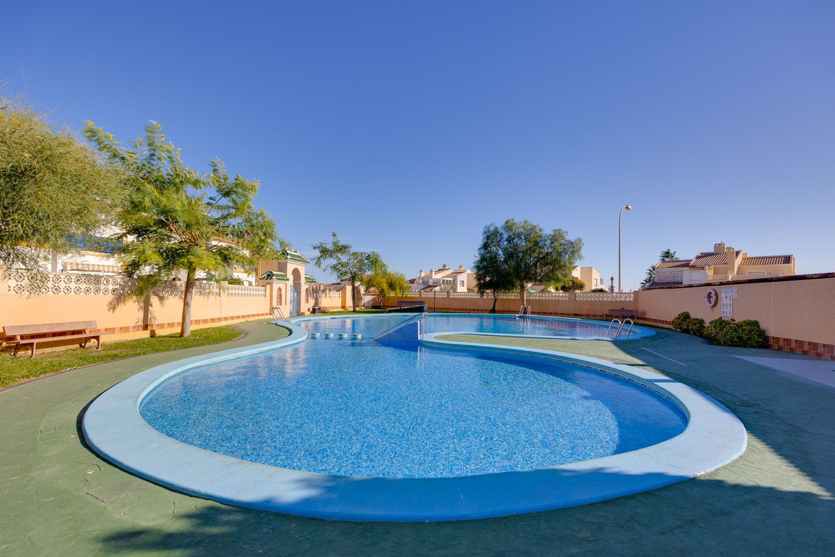 3 Bed Apartment for sale in Orihuela Costa Costa Blanca, Alicante, Spain