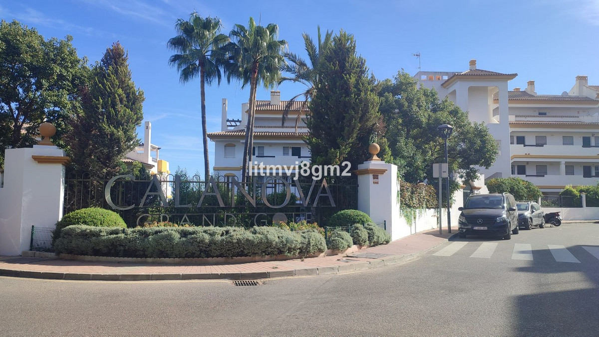 Se vende Aparcamiento  en Costa Del Sol, Málaga, España