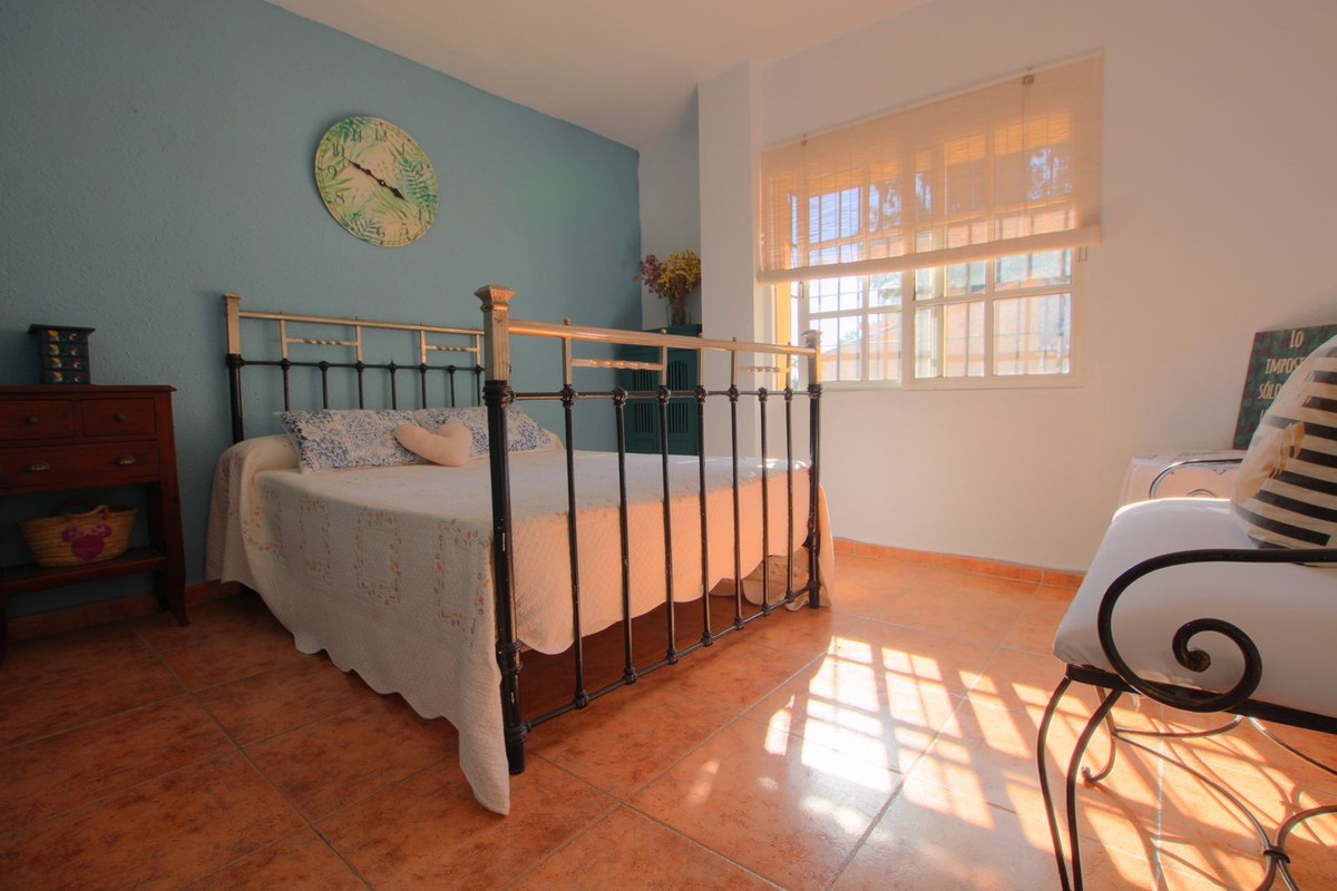 Se vende Pareada de 4 dormitorios en Costa Del Sol, Málaga, España