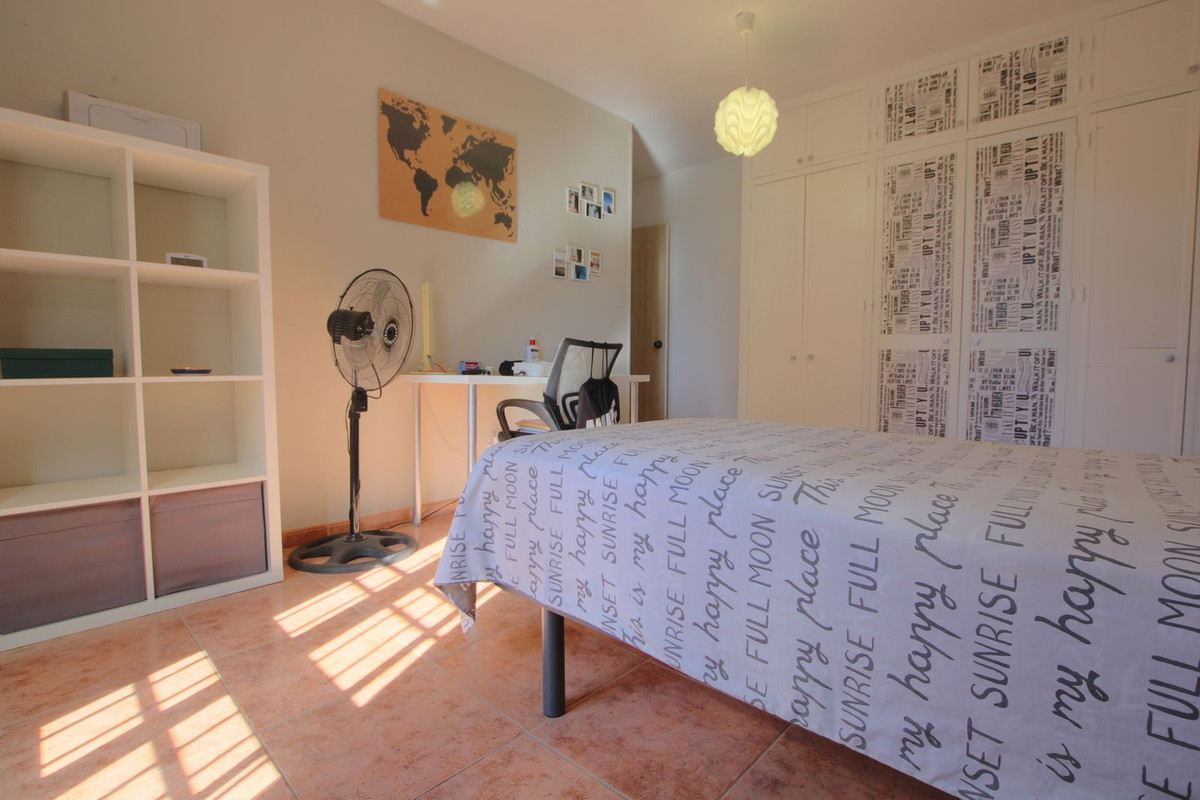 Se vende Pareada de 4 dormitorios en Costa Del Sol, Málaga, España