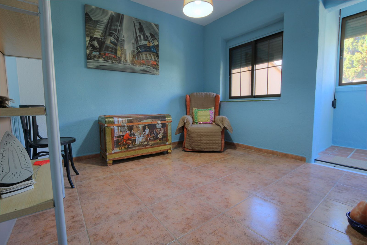 Se vende Pareada de 4 dormitorios en Costa Del Sol, Málaga, España