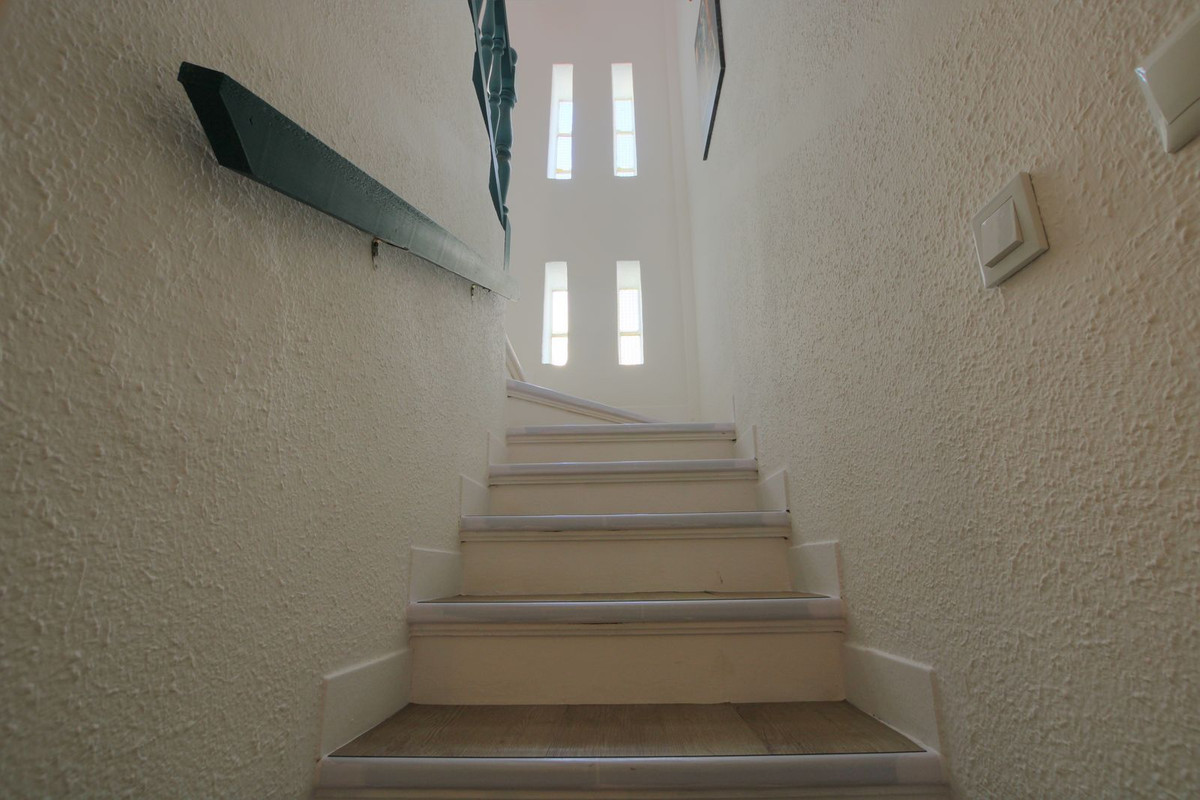 Se vende Pareada de 4 dormitorios en Costa Del Sol, Málaga, España