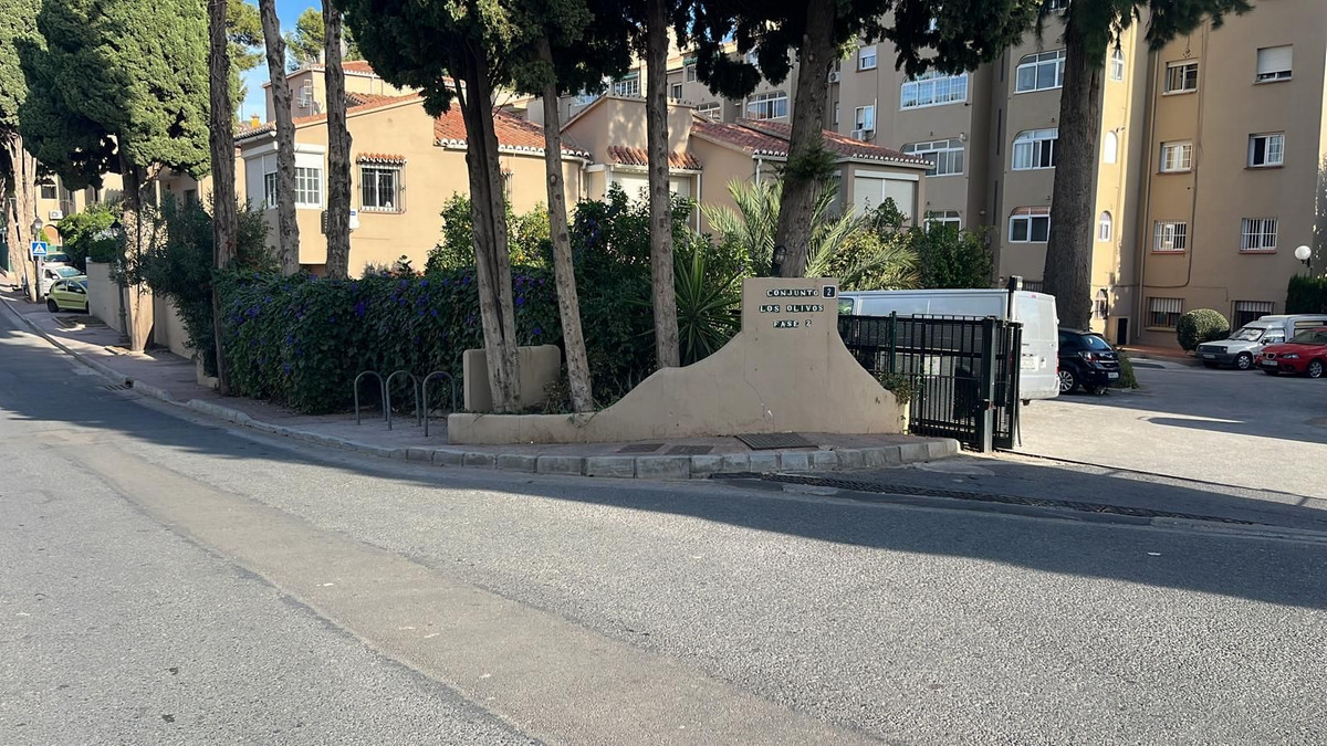 Se vende Pareada de 4 dormitorios en Costa Del Sol, Málaga, España