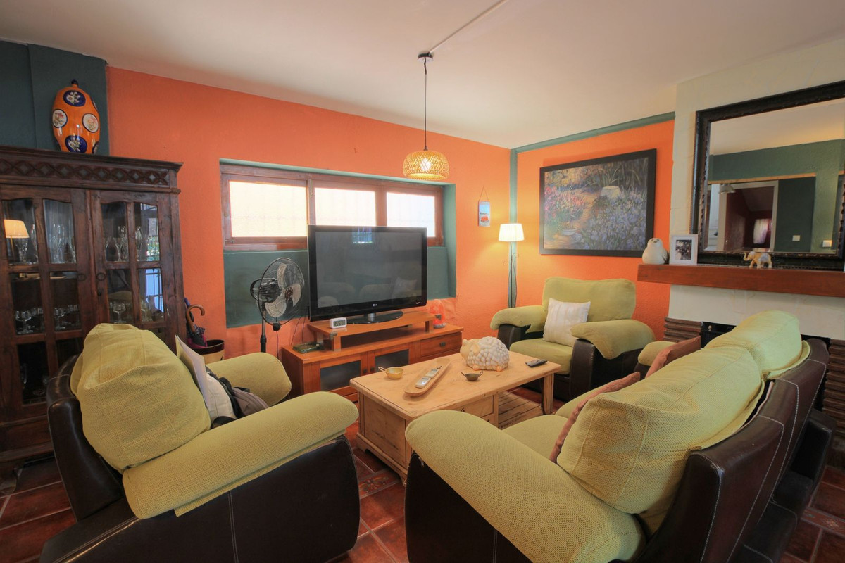 Se vende Pareada de 4 dormitorios en Costa Del Sol, Málaga, España