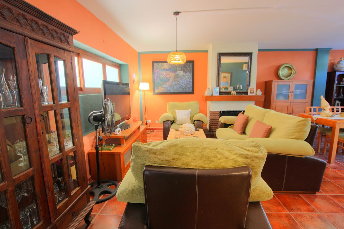Se vende Pareada de 4 dormitorios en Costa Del Sol, Málaga, España