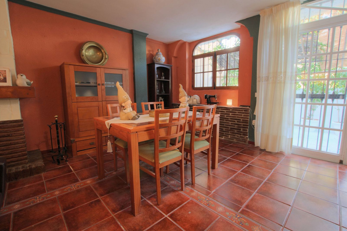 Se vende Pareada de 4 dormitorios en Costa Del Sol, Málaga, España
