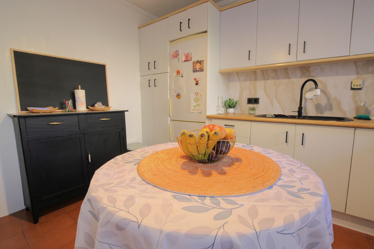 Se vende Pareada de 4 dormitorios en Costa Del Sol, Málaga, España