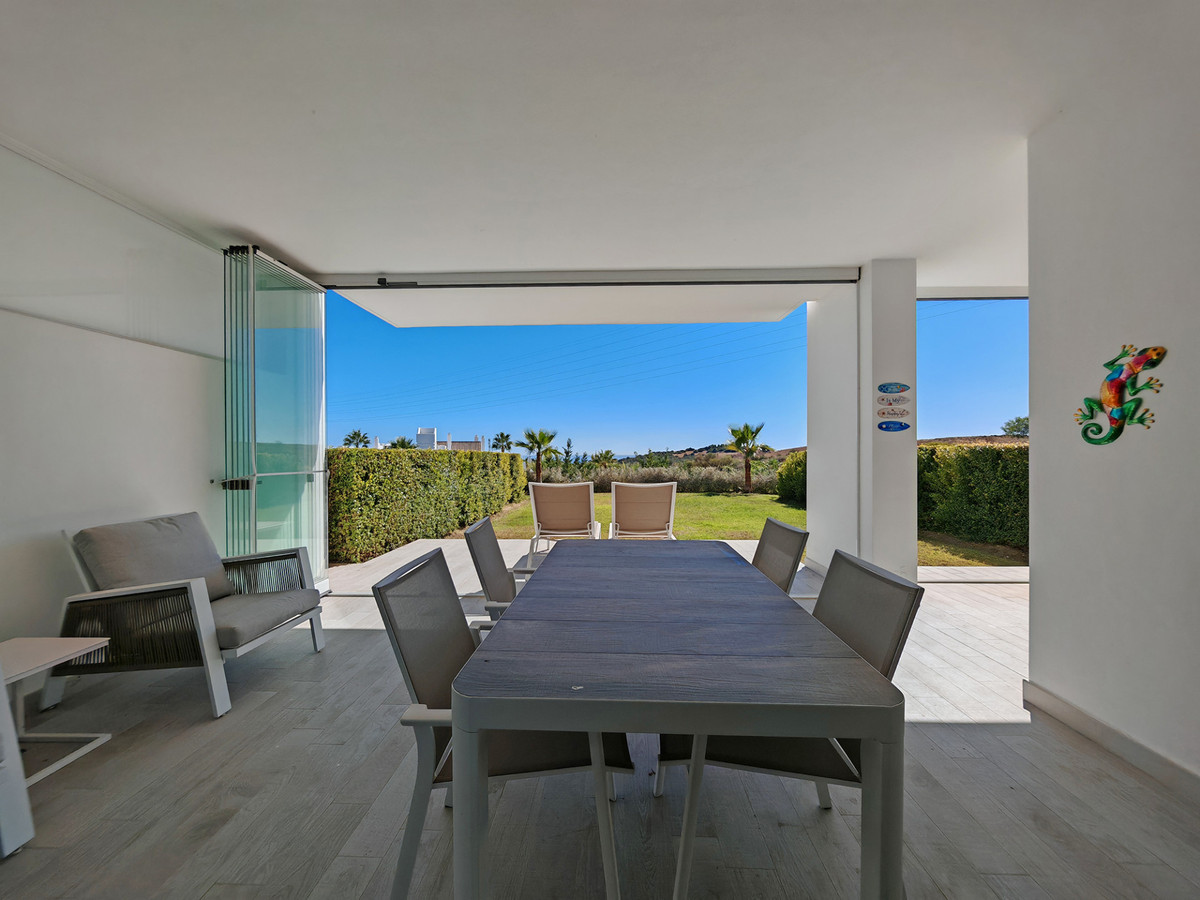 Se vende Apartamento Planta Baja de 2 dormitorios en Costa Del Sol, Málaga, España