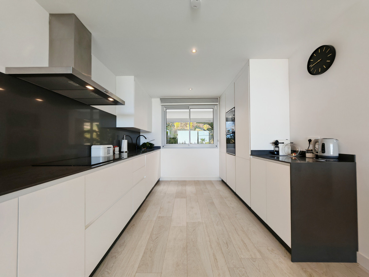 Se vende Apartamento Planta Baja de 2 dormitorios en Costa Del Sol, Málaga, España