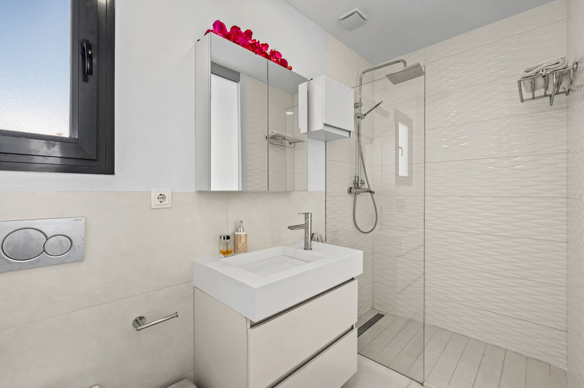 3 Bed Townhouse for sale in Torrevieja Costa Blanca, Alicante, Spain