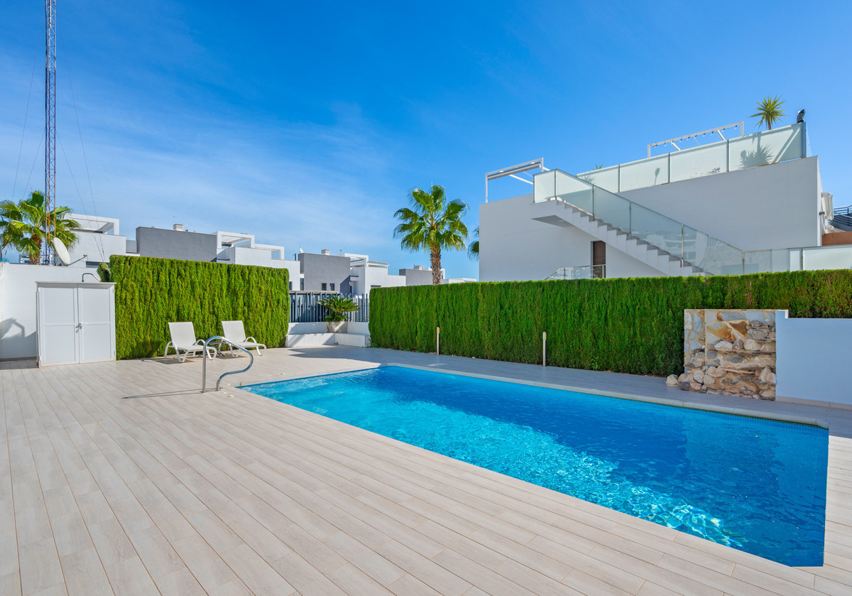 3 Bed Townhouse for sale in Torrevieja Costa Blanca, Alicante, Spain
