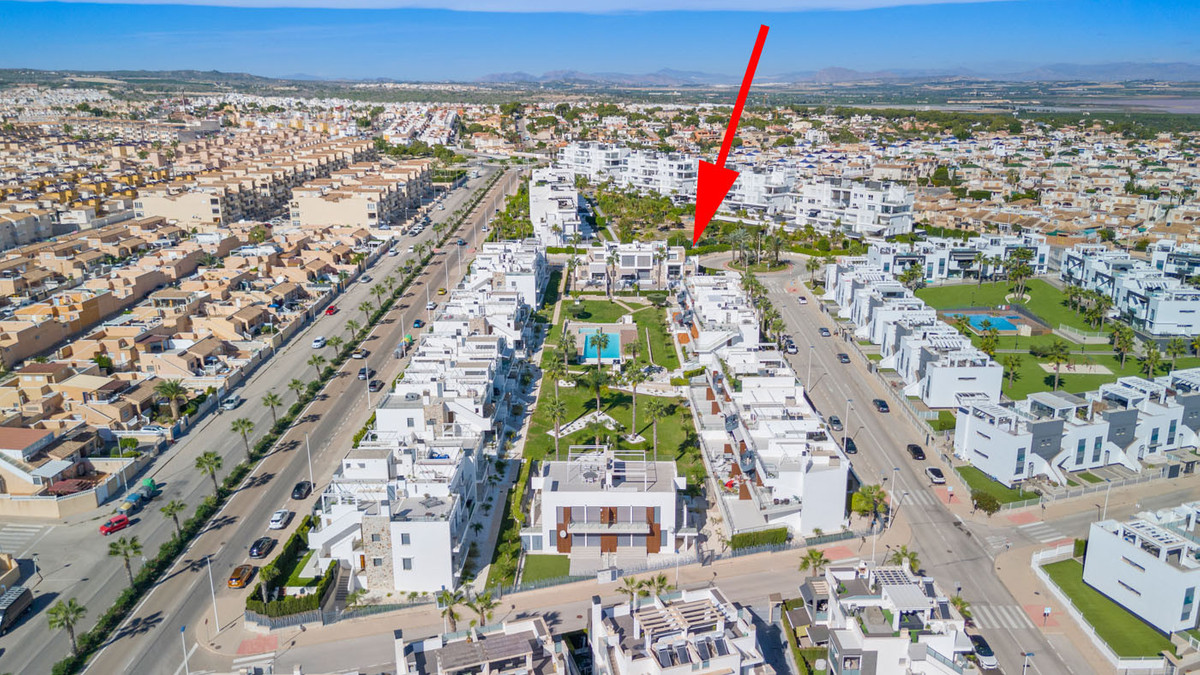 3 Bed Townhouse for sale in Torrevieja Costa Blanca, Alicante, Spain