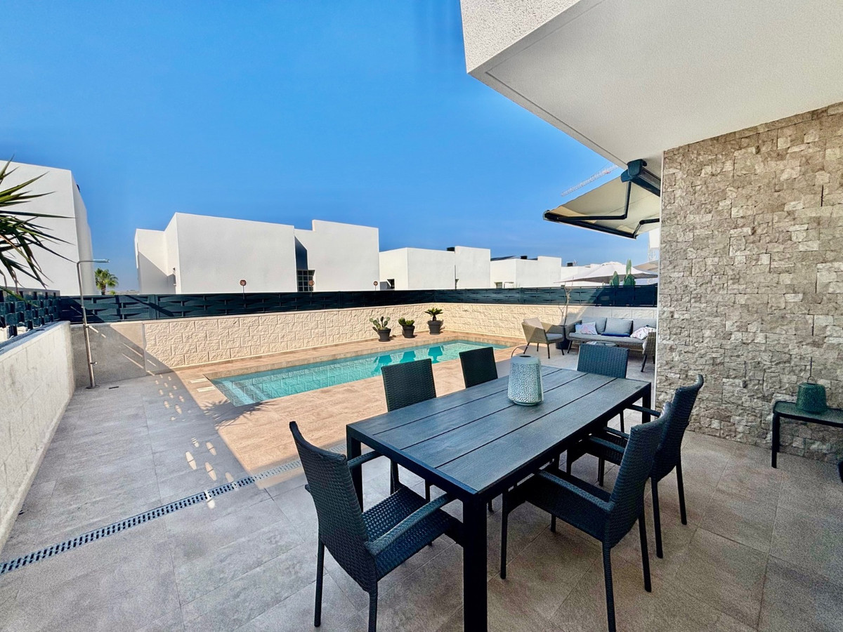 2 Bed Townhouse for sale in Benijofar Costa Blanca, Alicante, Spain