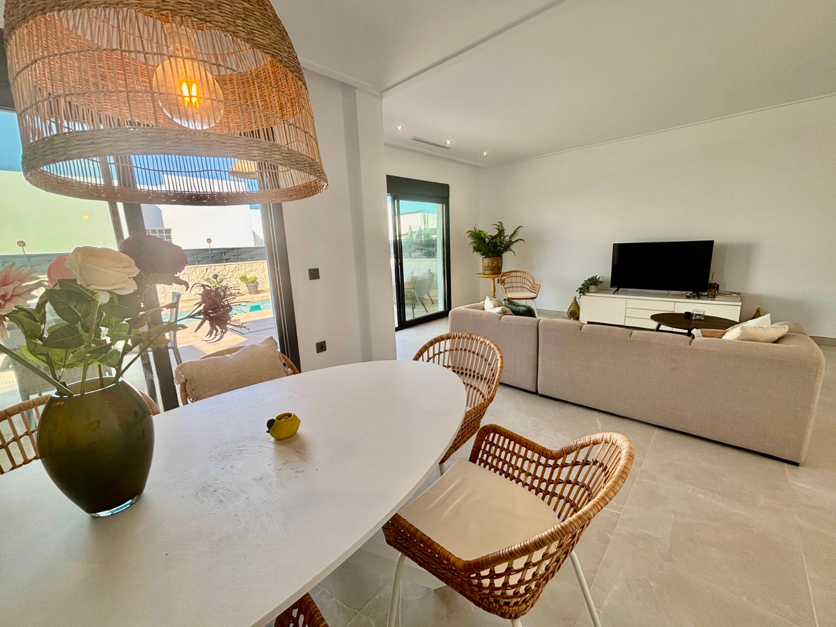 2 Bed Townhouse for sale in Benijofar Costa Blanca, Alicante, Spain