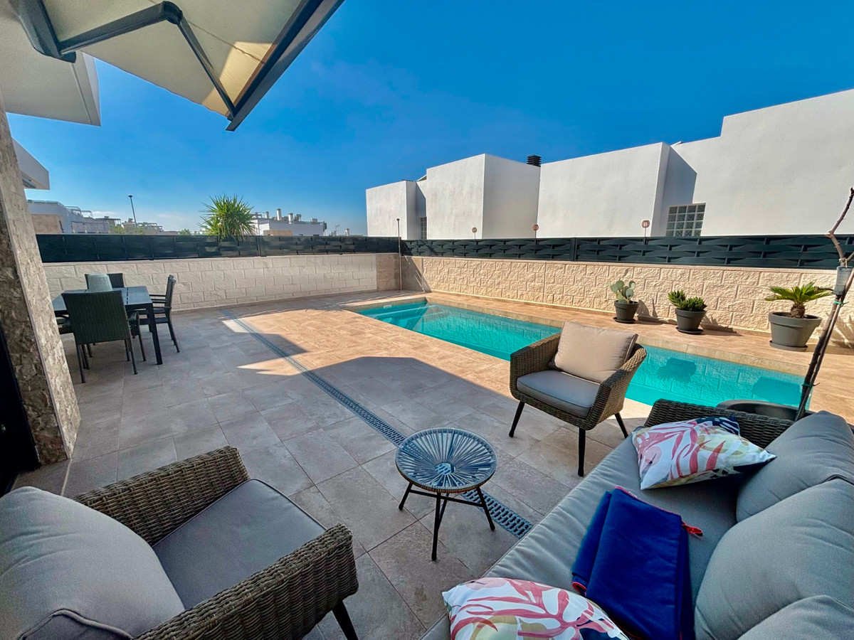 2 Bed Townhouse for sale in Benijofar Costa Blanca, Alicante, Spain