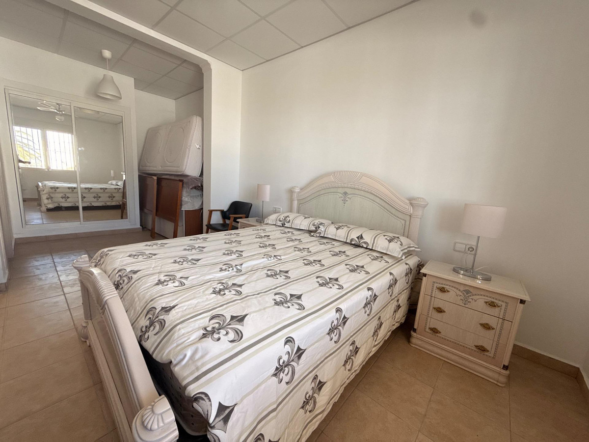 Se vende Bungalow de 4 dormitorios en Costa Blanca, Alicante, España