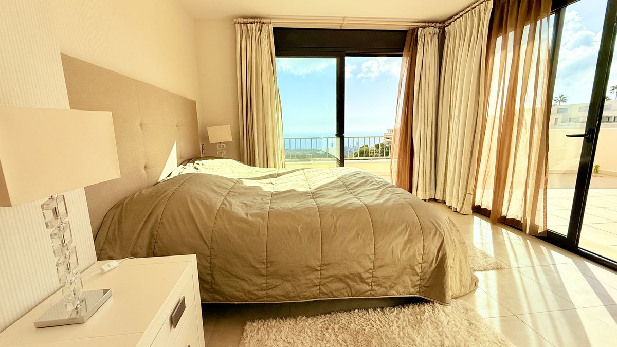 3 Bed Apartment for sale in Altos De Los Monteros Costa Del Sol, Málaga, Spain