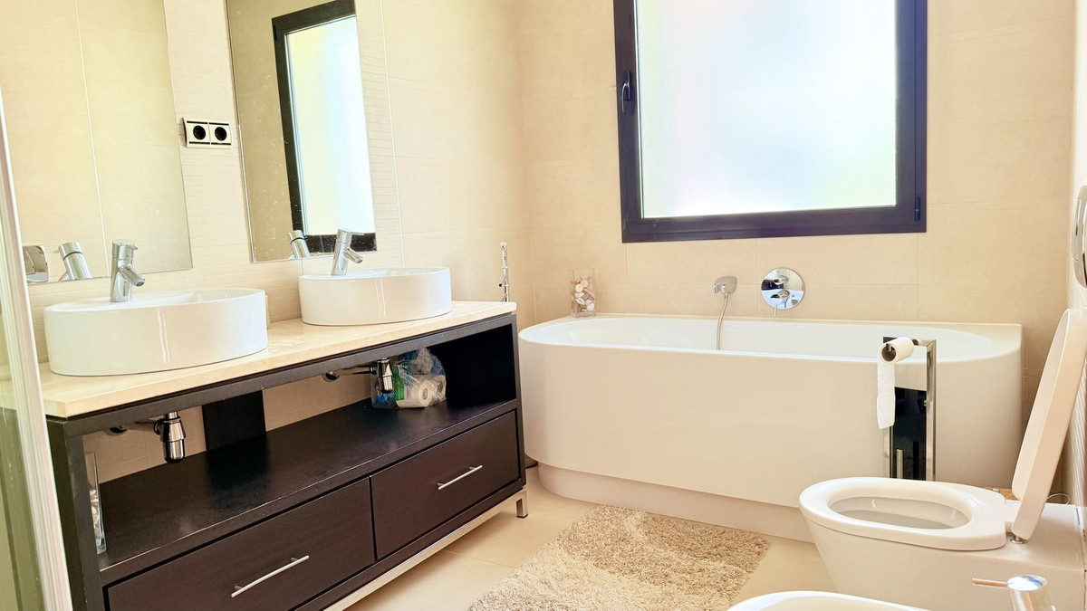 3 Bed Apartment for sale in Altos De Los Monteros Costa Del Sol, Málaga, Spain