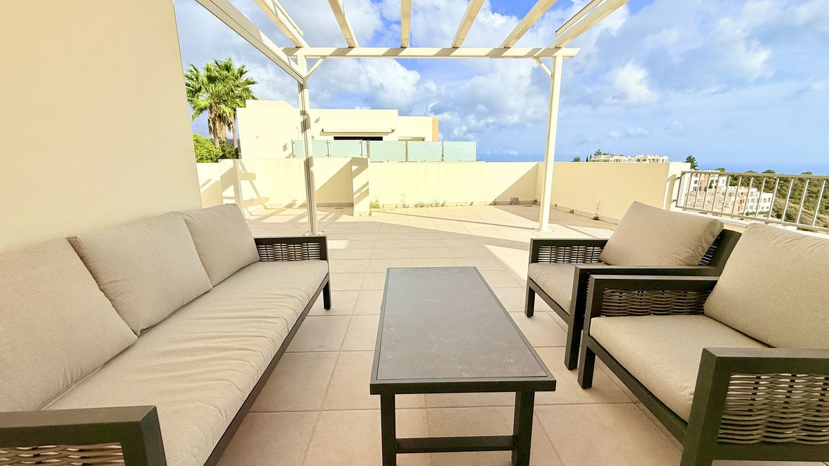 3 Bed Apartment for sale in Altos De Los Monteros Costa Del Sol, Málaga, Spain