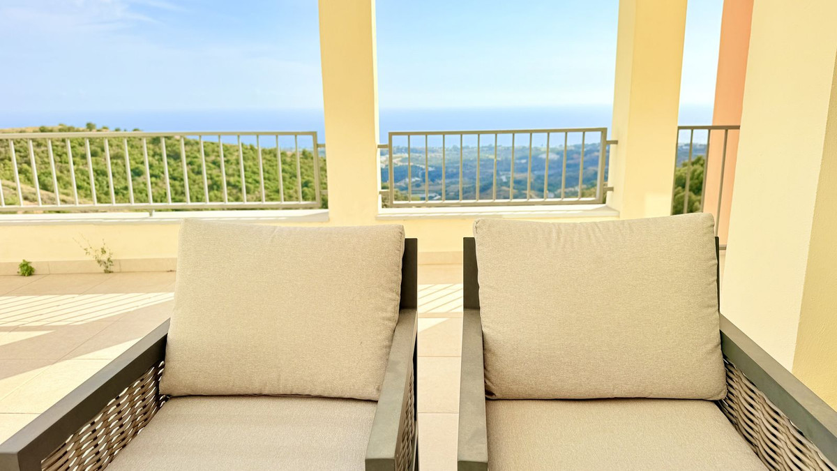 3 Bed Apartment for sale in Altos De Los Monteros Costa Del Sol, Málaga, Spain