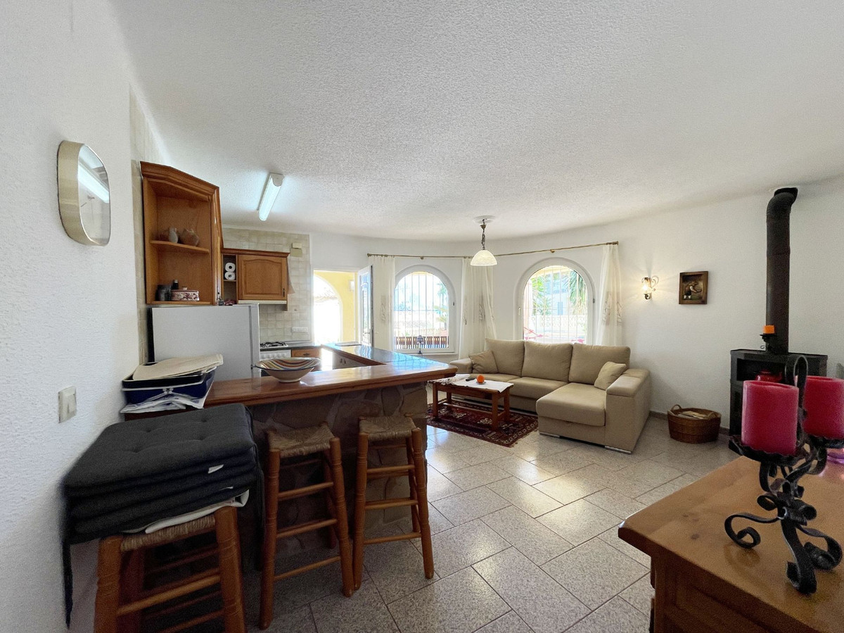 5 Bed Townhouse for sale in Calpe Costa Blanca, Alicante, Spain