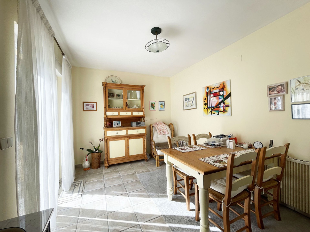 5 Bed Townhouse for sale in Calpe Costa Blanca, Alicante, Spain