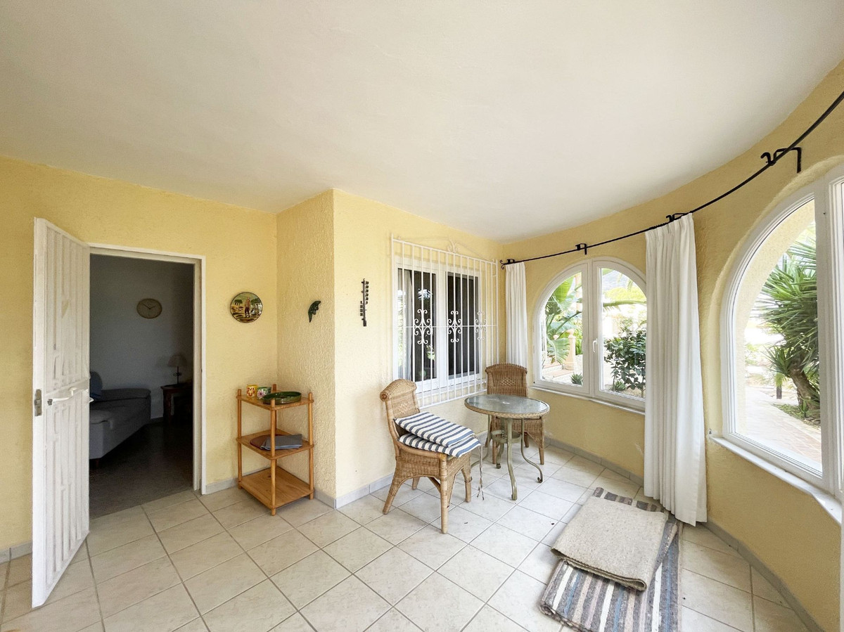 5 Bed Townhouse for sale in Calpe Costa Blanca, Alicante, Spain