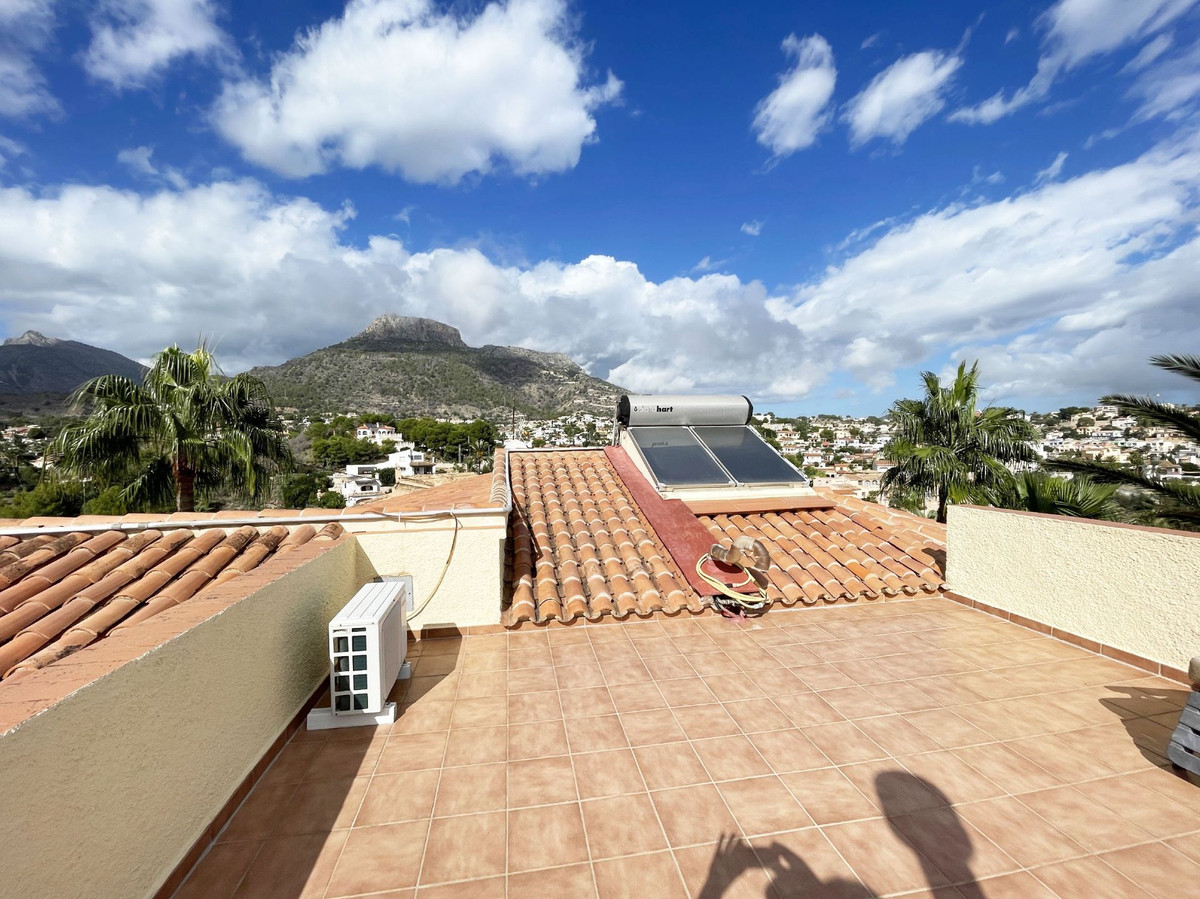5 Bed Townhouse for sale in Calpe Costa Blanca, Alicante, Spain