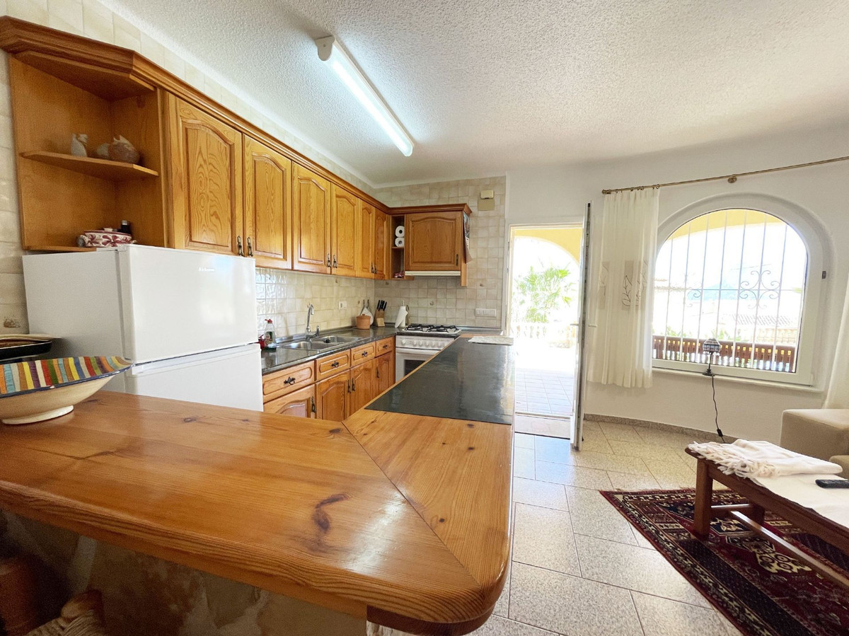 5 Bed Townhouse for sale in Calpe Costa Blanca, Alicante, Spain