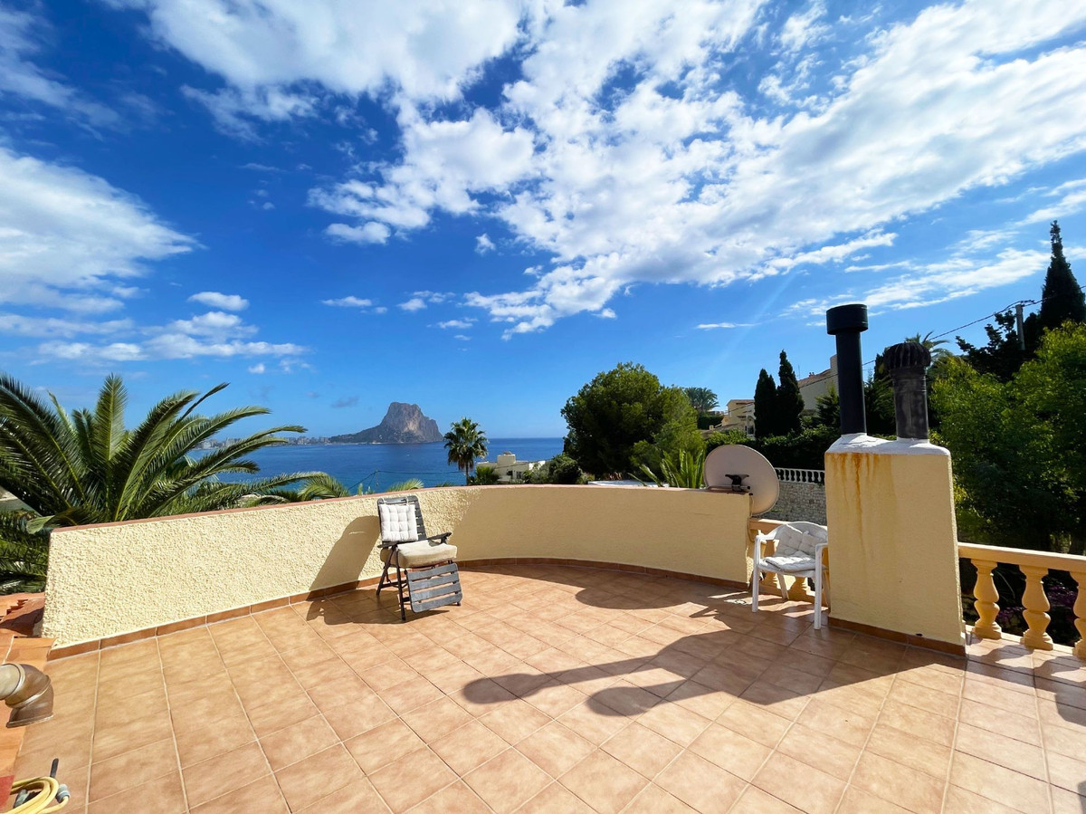 5 Bed Townhouse for sale in Calpe Costa Blanca, Alicante, Spain