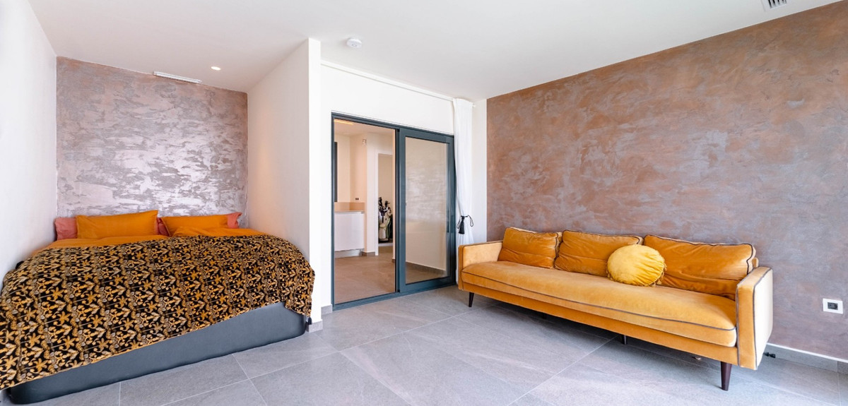 Se vende Villa - Chalet de 5 dormitorios en Costa Blanca, Alicante, España