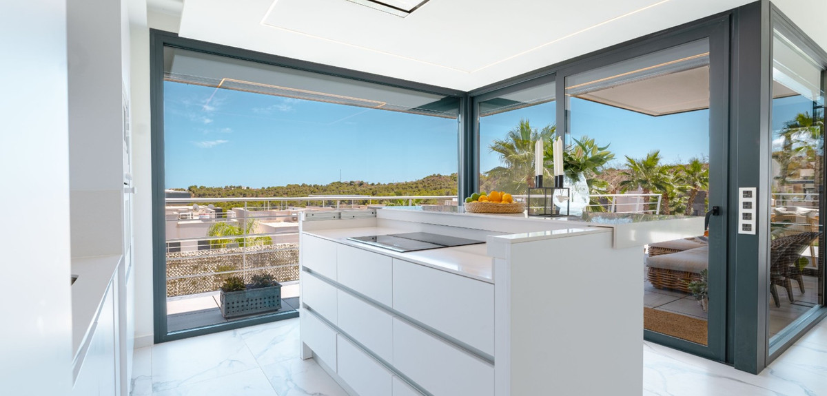Se vende Villa - Chalet de 5 dormitorios en Costa Blanca, Alicante, España