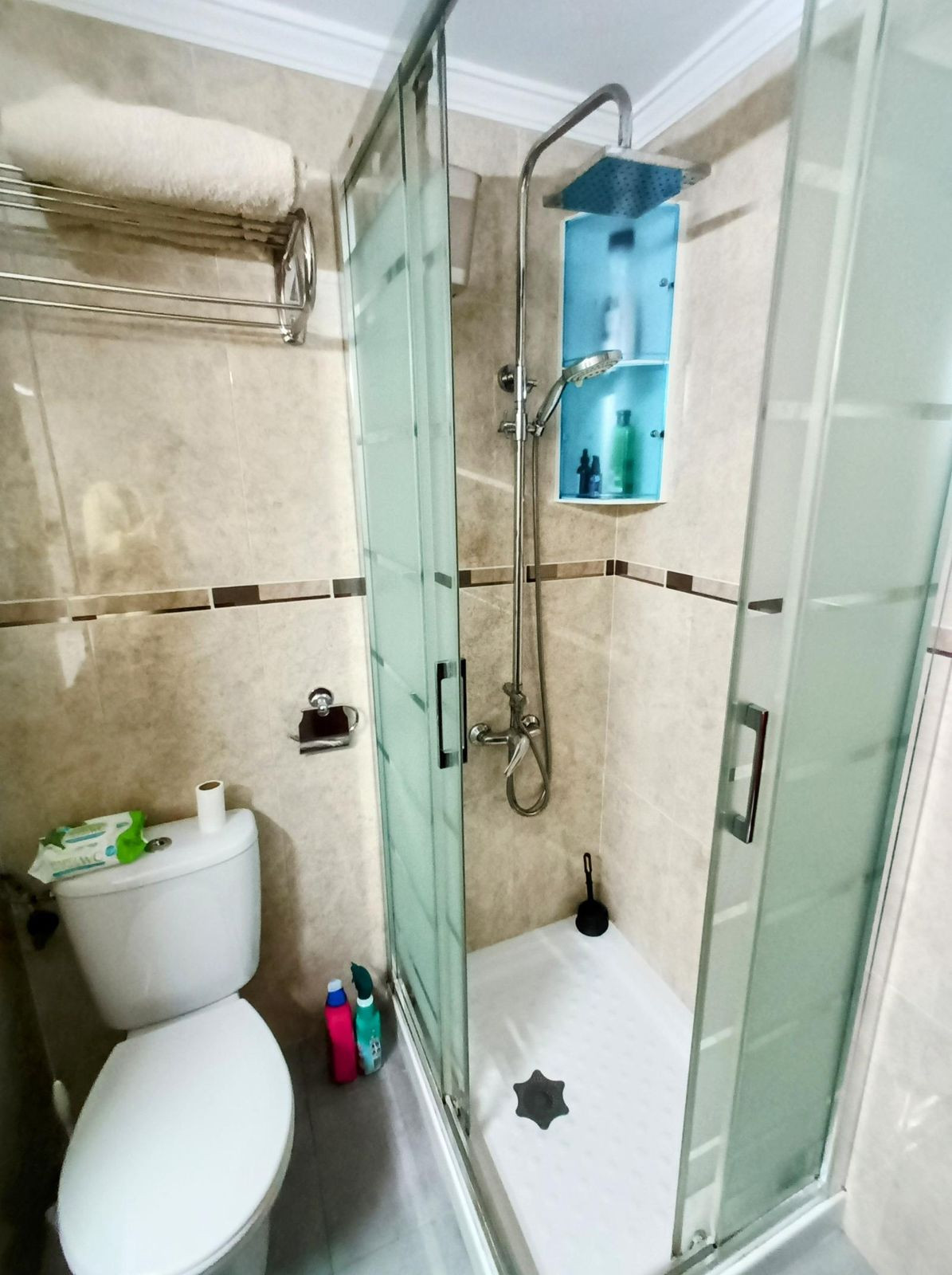 3 Bed Apartment for sale in Martiricos Málaga Ciudad, Málaga, Spain
