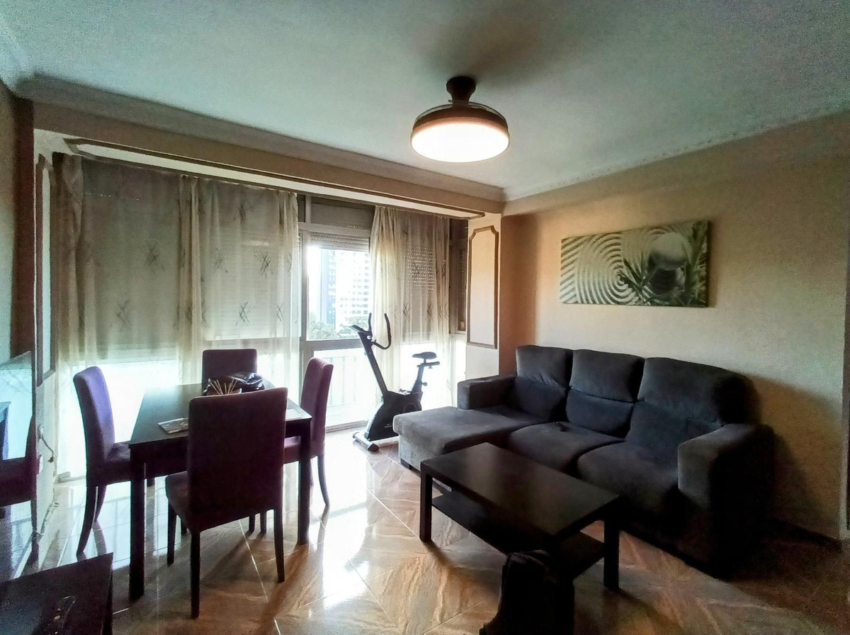 3 Bed Apartment for sale in Martiricos Málaga Ciudad, Málaga, Spain