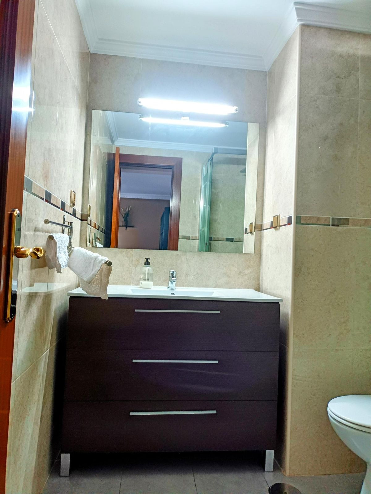 3 Bed Apartment for sale in Martiricos Málaga Ciudad, Málaga, Spain