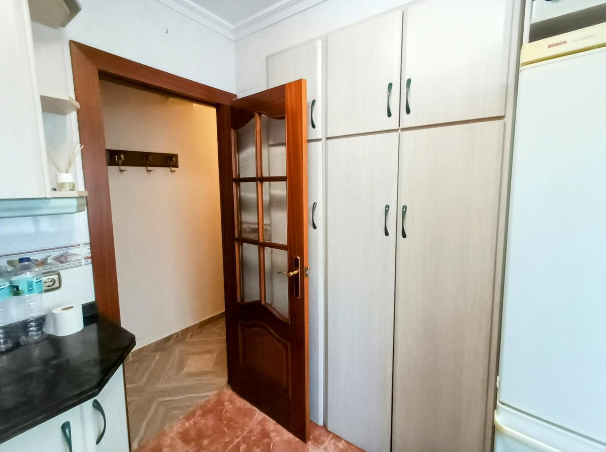 3 Bed Apartment for sale in Martiricos Málaga Ciudad, Málaga, Spain