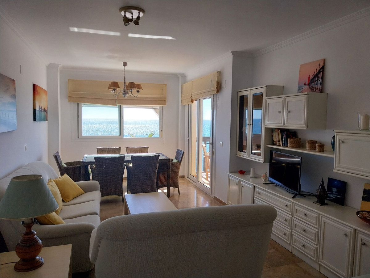 2 Bed Apartment for sale in Calahonda Costa Del Sol, Málaga, Spain