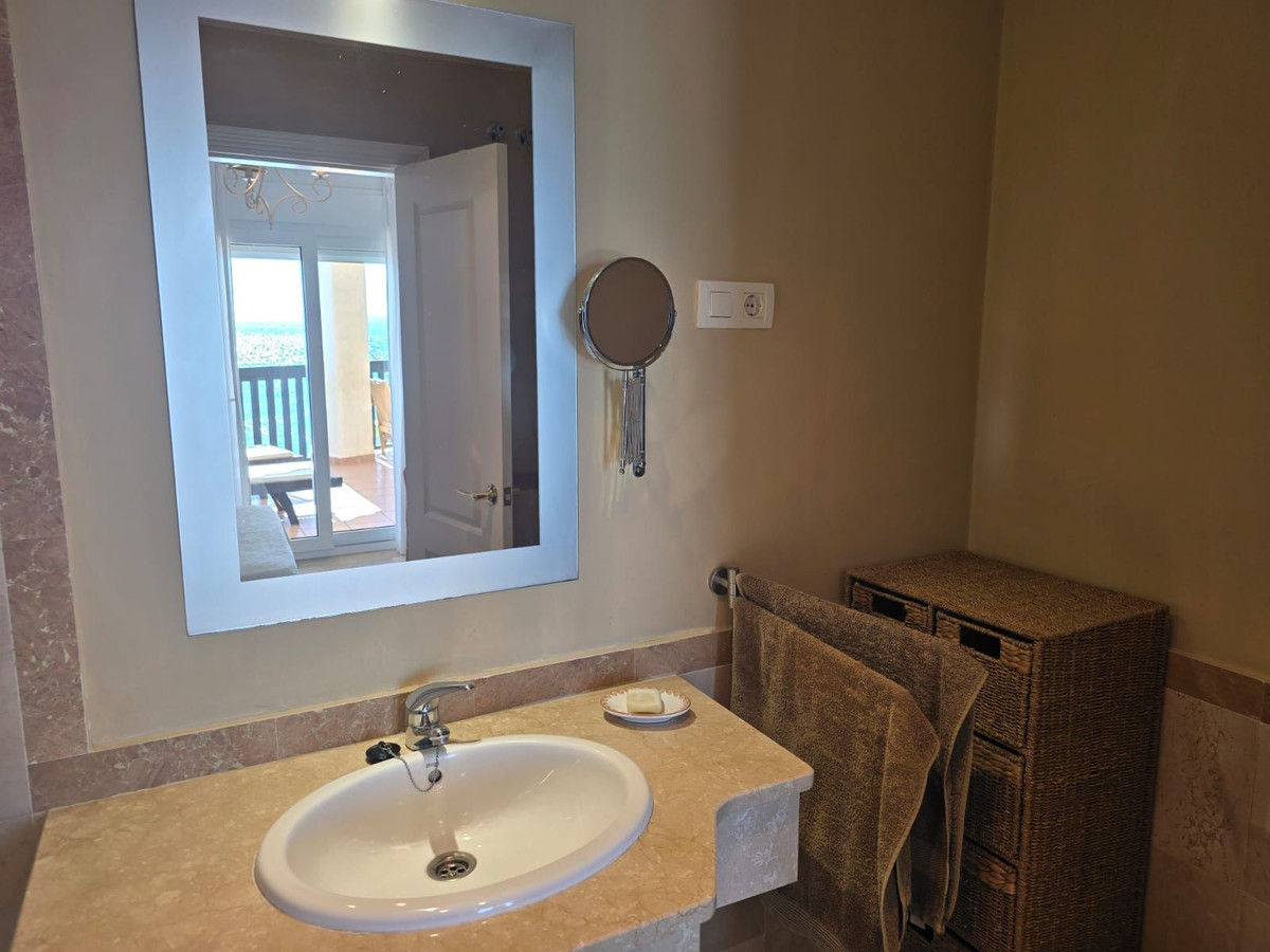 2 Bed Apartment for sale in Calahonda Costa Del Sol, Málaga, Spain
