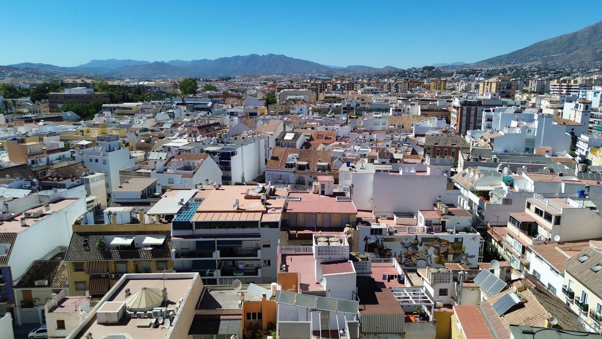 2 Bed Apartment for sale in Fuengirola Costa Del Sol, Málaga, Spain