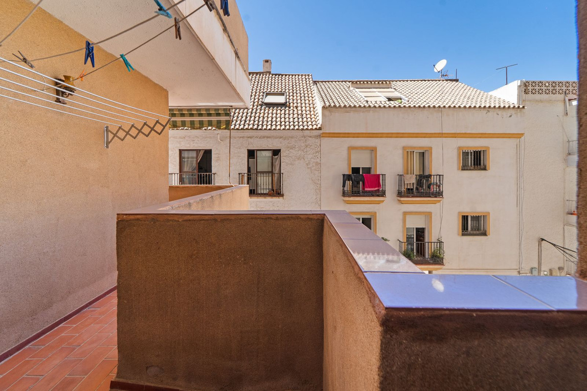 2 Bed Apartment for sale in Fuengirola Costa Del Sol, Málaga, Spain