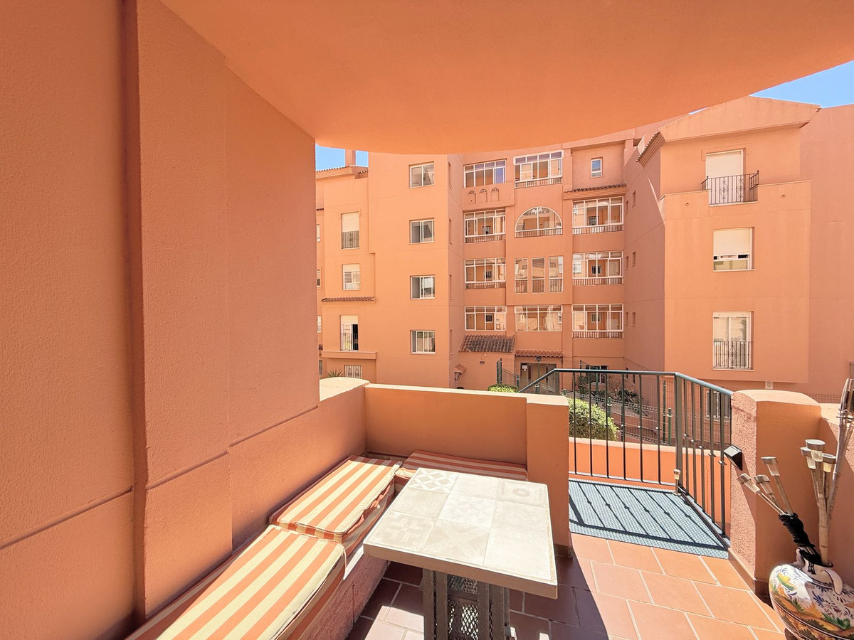 Se vende Apartamento Planta Baja de 2 dormitorios en Costa Del Sol, Málaga, España