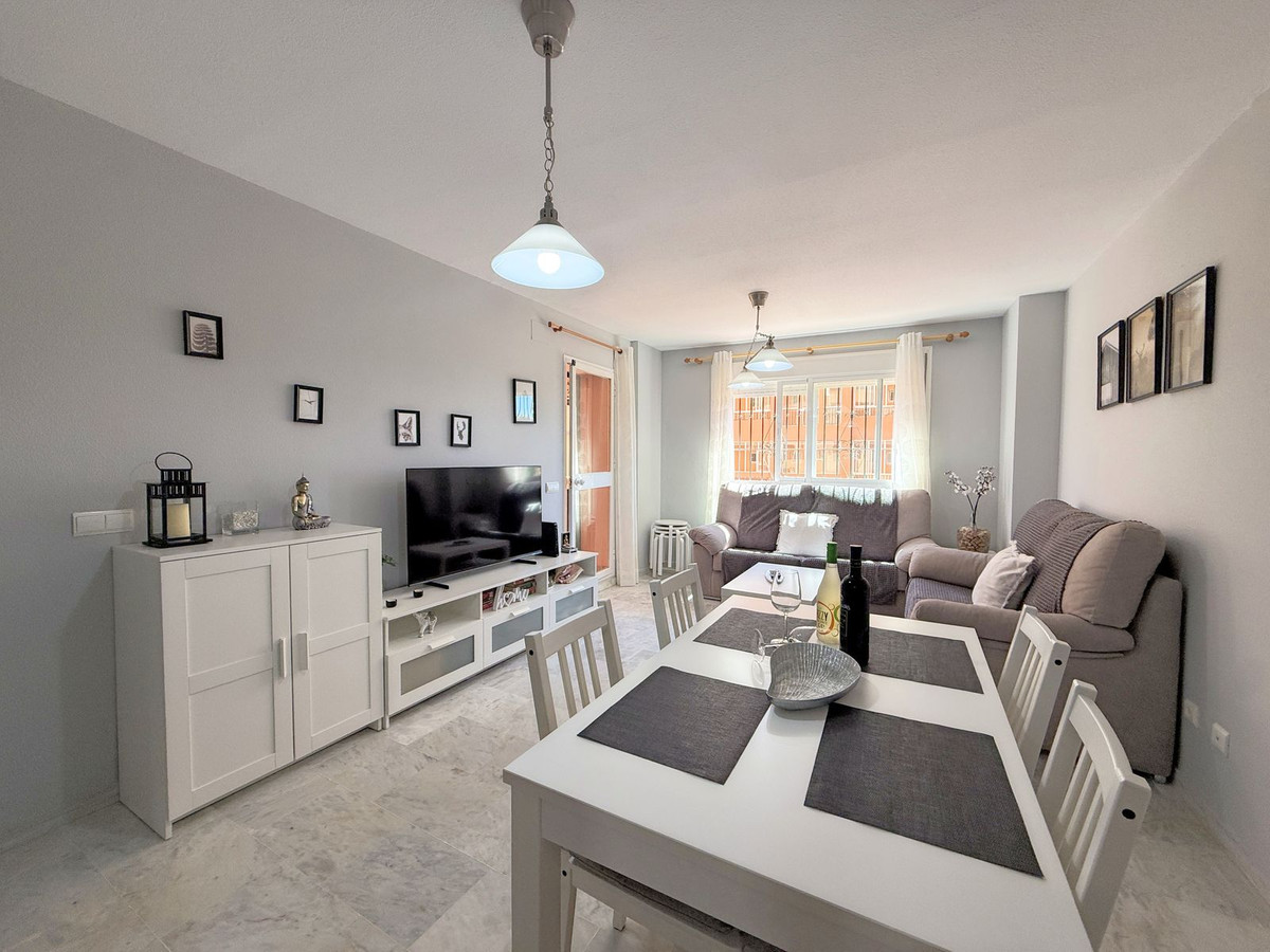 Se vende Apartamento Planta Baja de 2 dormitorios en Costa Del Sol, Málaga, España